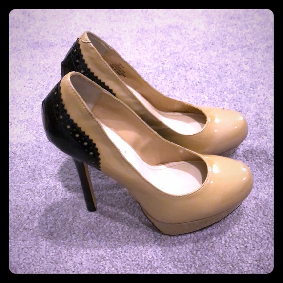 Steve Madden Shoes - Nude and black high heels